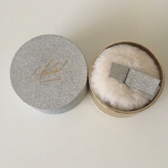 Mac Mariah Carey Touch My Body Powder - Picture 3 of 5